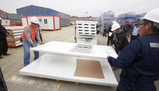 Inspeccionan a empresas que construyen módulos para damnificados