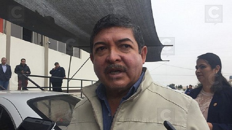 Jiménez: “Los funcionarios trabajan muy bien, pero la burocracia es inmensa” (Tacna)
