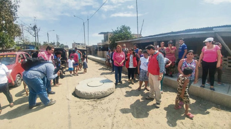 Denuncian entrega de un millón de soles de manera irregular