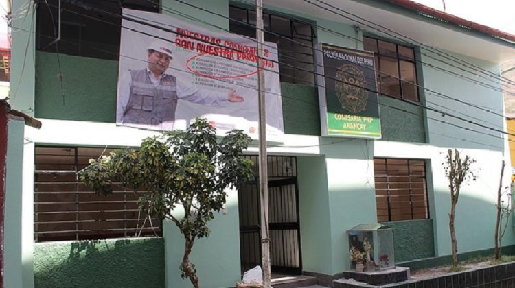 Remodelan comisaría sin incluir rampa de acceso para discapacitados