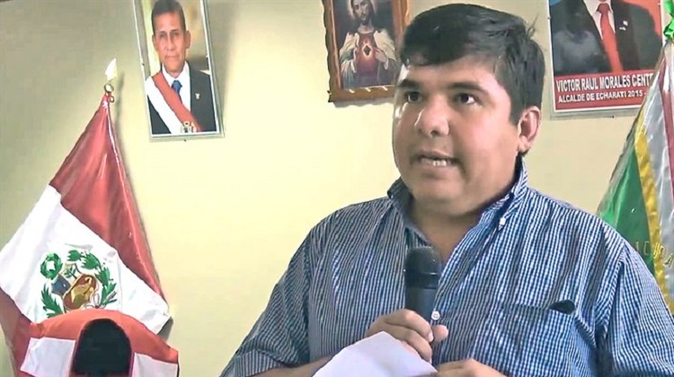 Detienen a alcalde distrital y seis personas por corrupción