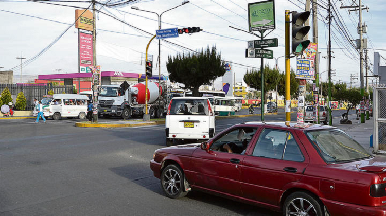 Fiscalía ordena peritaje a semáforos instalados en Cerro Colorado