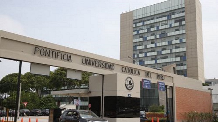 PUCP: Congreso tiene el deber de consolidar democracia y respaldar lucha anticorrupción