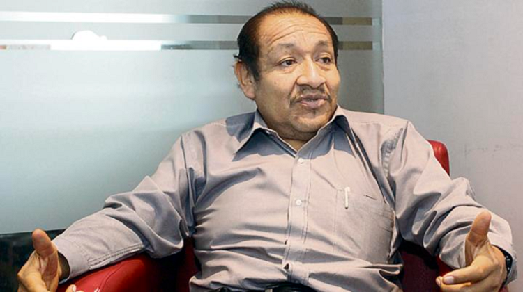 Juan Castillo: “Contratos de los lotes III y IV deben revisarse”