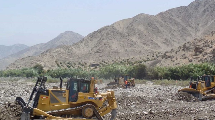 Contraloría advierte riesgos en descolmatación del río Huaura