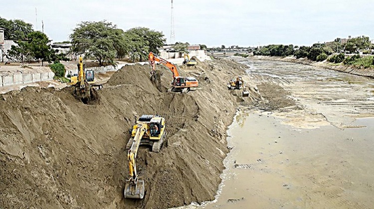 Detectan anomalías en la descolmatación del río Piura