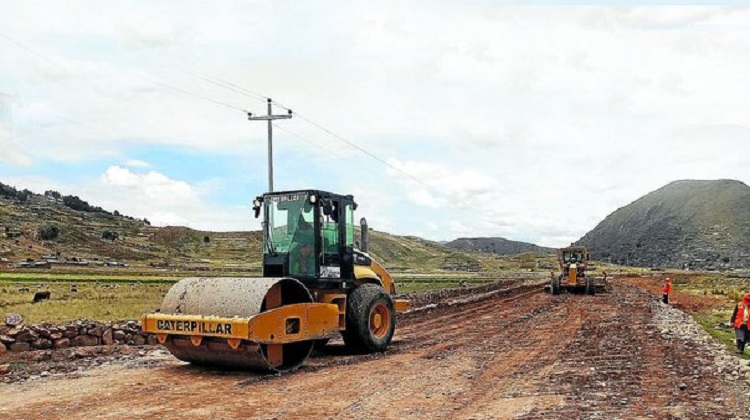 Ingenieros adjuntaron certificados falsos para licitación de carretera