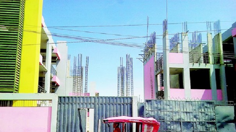 Obras inconclusas en colegios Julio Olivera y Túpac Amaru de Tumbes