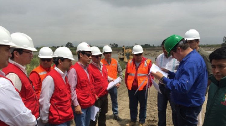 Contraloría emite norma para la participación ciudadana en reconstrucción