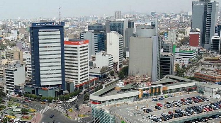 Pulso Perú: 82% de los encuestados cree que las empresas no son transparentes en las licitaciones