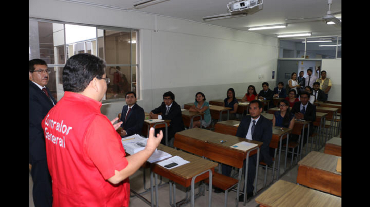 Más de 24 mil profesionales aspiran ser auditores de la Contraloría