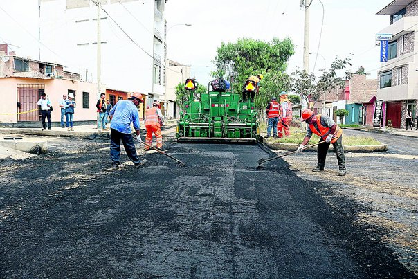 12 empresas trataron de ganar obras con papeles falsos