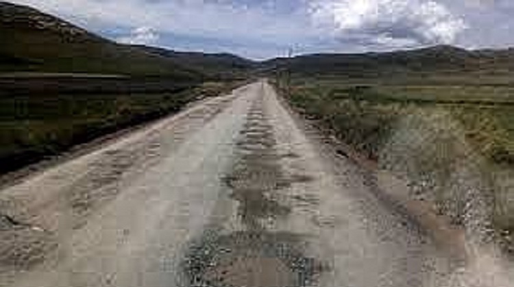 Puno: Habría irregularidades en obra de mantenimiento de la vía Checca – Mazocruz