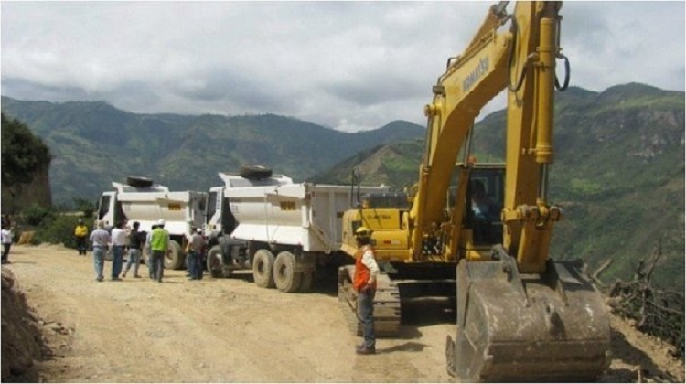 MEF: En riesgo inversión por más de S/ 30 mil millones y la pérdida de 53 mil empleos