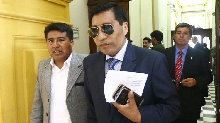 Las empresas de Mamani: Fiscalía investigó en secreto a congresista por presunto lavado de activos