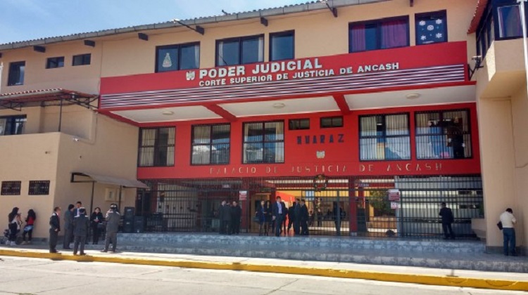 Áncash: condenan a 6 años de prisión al alcalde de Aczo por corrupción