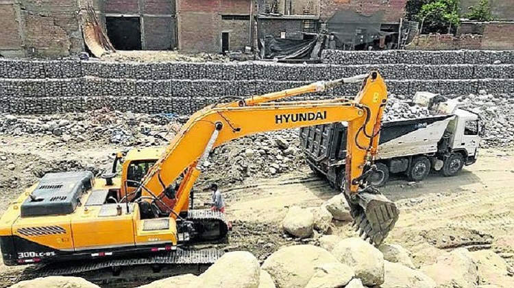 Contraloría identifica riesgos en 22 proyectos que están en ejecución o licitación