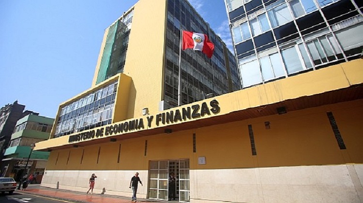 MEF promete poner fin al secreto bancario de personas y empresas