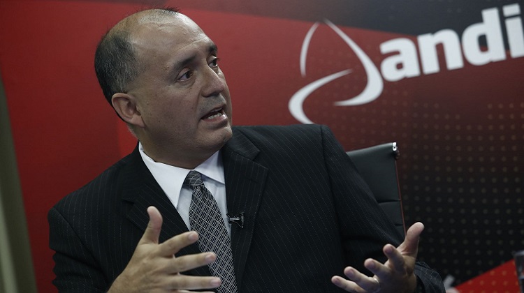 Reducción de gastos estatales y eficiencias ahorrarán S/ 7,000 millones al país