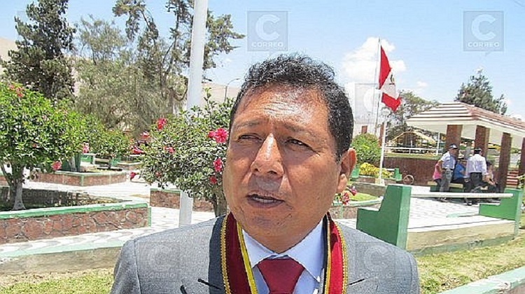 Obra sin penalidades, supervisores ni expediente completo