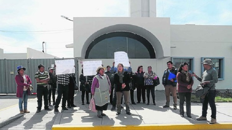 Proveedores exigen pago a empresa que ejecutó obra en el aeropuerto de Juliaca