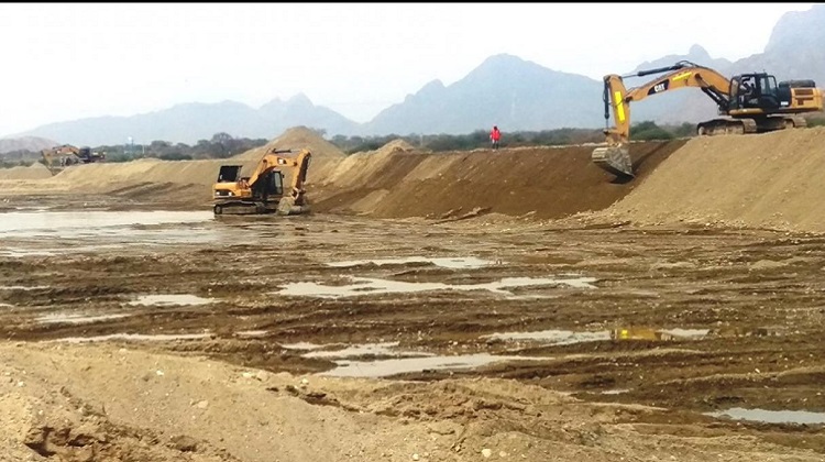 Contraloría advierte riesgos en dos obras que suman más de S/10 millones