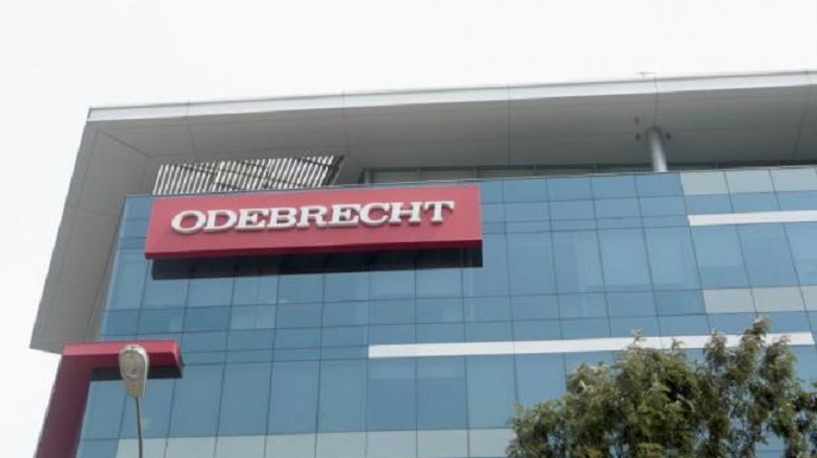 De corrupción en corrupción