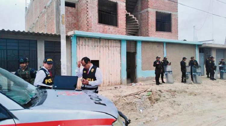 Fiscalía y PNP allanan viviendas de alcalde acusado de lavado de activos