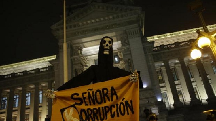 Hartazgo ciudadano: la percepción de las víctimas de corrupción