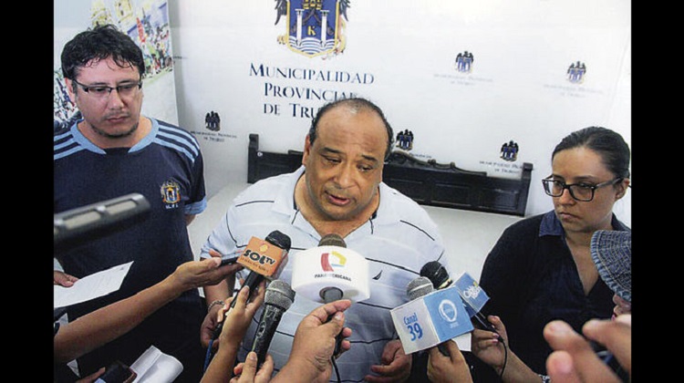 Trujillo: Sacan a gerente y subgerente por sobrevalorar compras de ayuda para los damnificados