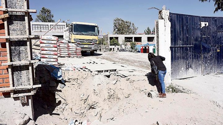 Se endeuda municipio de Alto Selva Alegre en Arequipa