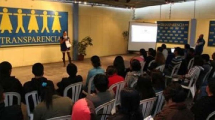 Transparencia: “Para luchar contra la corrupción, la reforma de la justicia no puede esperar más”