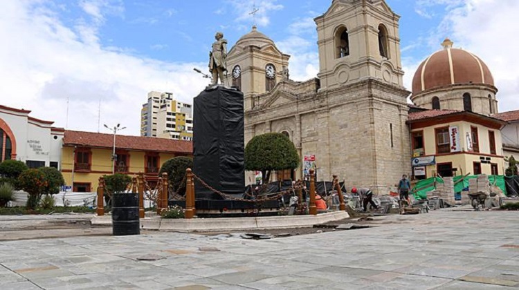 Huancayo: dos funcionarios renuncian a comisión receptora de la Plaza Constitución