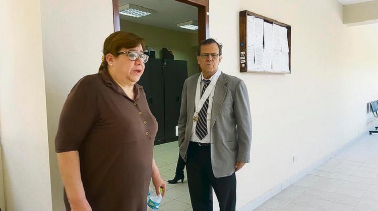 Moquegua: Ordenan captura de exalcaldesa de El Algarrobal por simular contratación de servicios