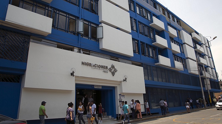 Superintendencia Nacional de Migraciones: Licitación Pública “Bajo la Lupa”