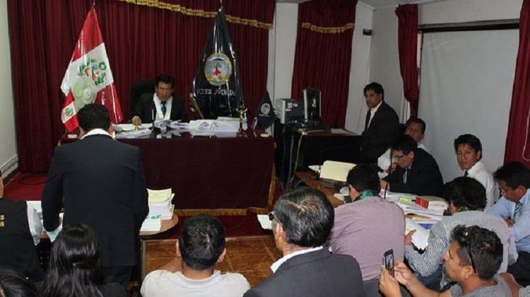 Audiencia contra alcalde de Tintay continúa esta tarde