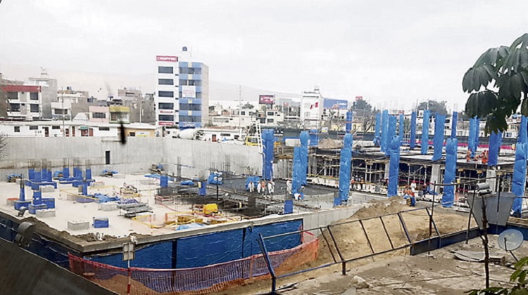 Contraloría advierte falta de seguridad y errores en supervisión a hospital de Tacna