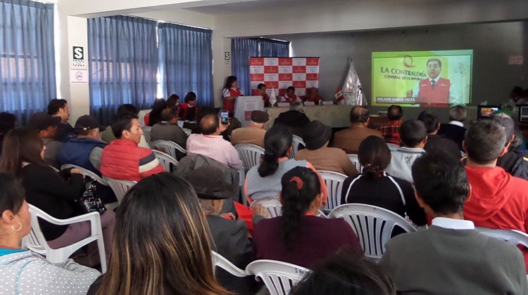 Contraloría promueve control ciudadano en lucha anticorrupción