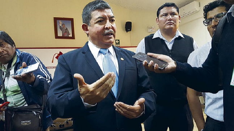 Gobernador de Tacna tiene más de 30 denuncias