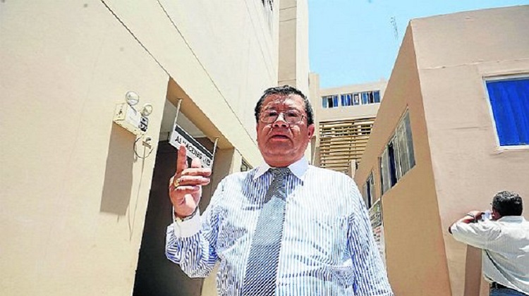 Consejero Soto cuestiona licitación de obra en Palpa