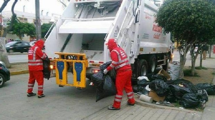¡Al tacho! Alcalde de Trujillo buscará anular el contrato para el recojo de basura