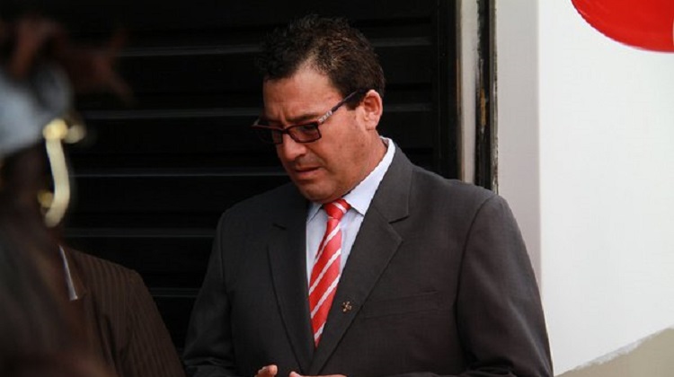 Aprueban investigar a exalcalde Edwin Martínez por presuntas irregularidades