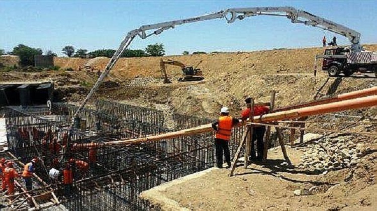 Contraloría detecta sobrevaloración y duplicidad de mano de obra en sifón Samán