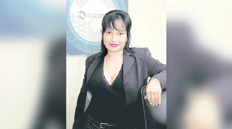 Empresaria acusada de pagar sobornos está no habida