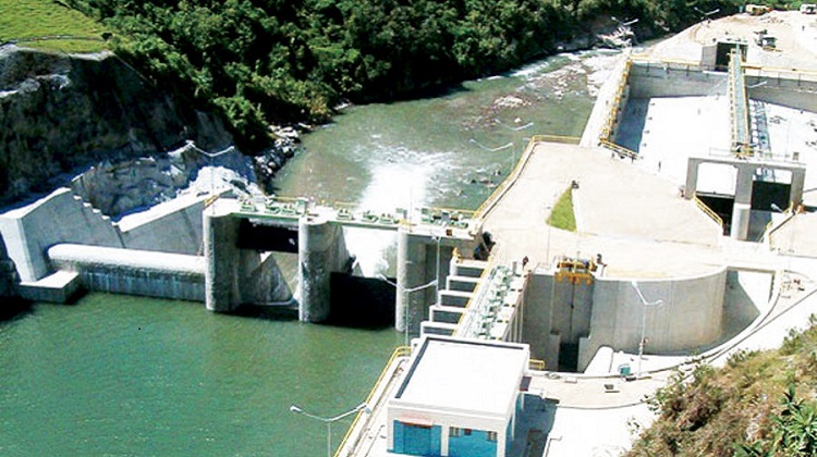 Faenón en empresa eléctrica San Gabán