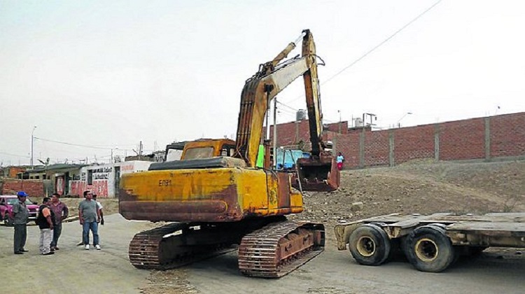 Maquinas cedidas para obras estaban en poder de privados