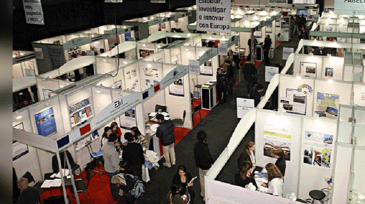 Más de 1.000 empresas que buscan contratar con el Estado se reunirán en feria