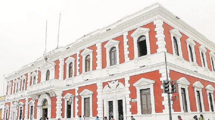 OCI recomienda investigar a funcionarios de Elidio Espinoza