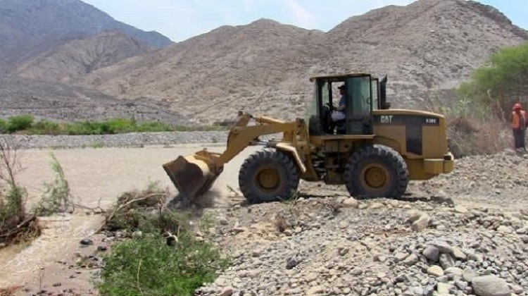 Reconstrucción con cambios: publican reglamento de ley para acelerar obras