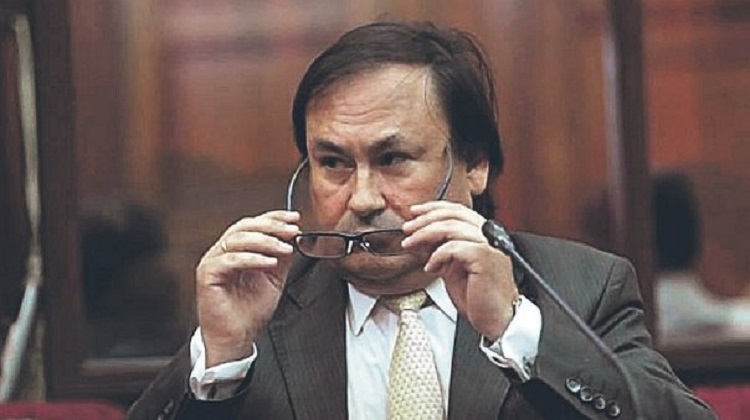 Abogado Horacio Cánepa benefició 17 veces a Odebrecht y aún milita en el PPC